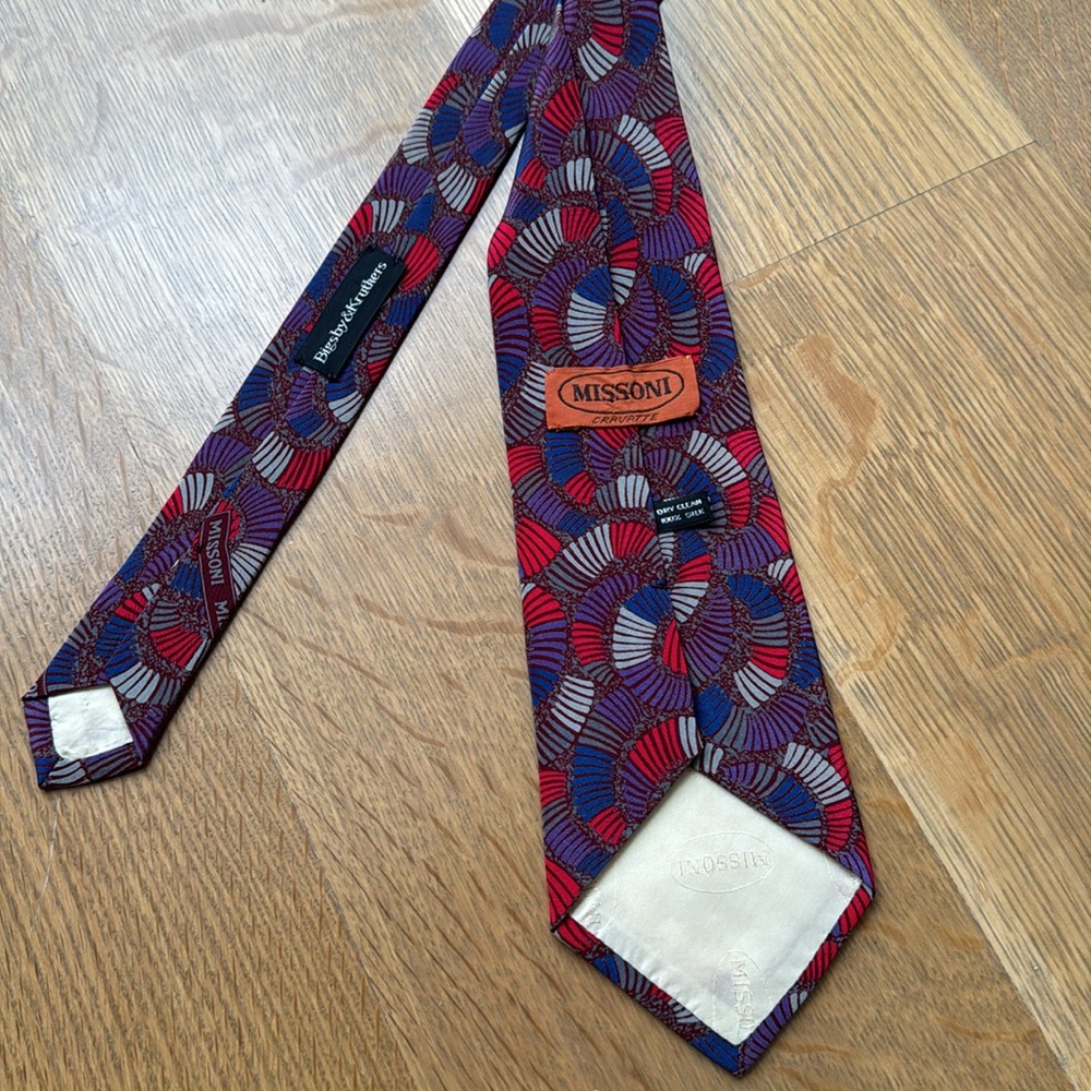 AUTHENTIC PERFECT CONDITION MISSONI TIE